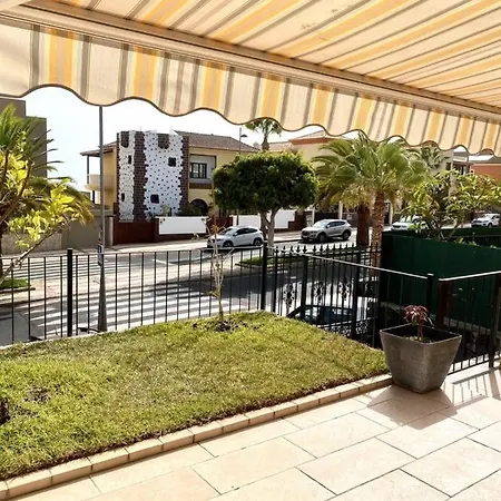 El Galeon Townhouse